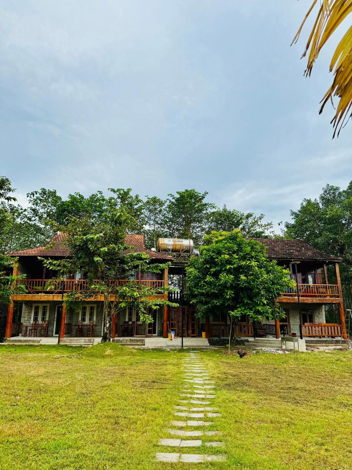 Lava Rock Viet Nam Lodge Anhfly Resort Nam Кат Тиен Екстериор снимка