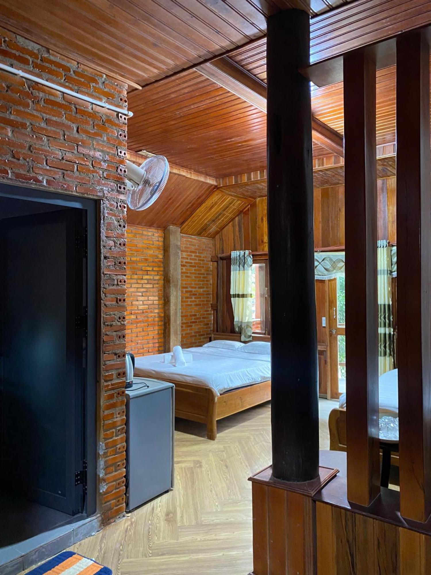 Lava Rock Viet Nam Lodge Anhfly Resort Nam Кат Тиен Екстериор снимка