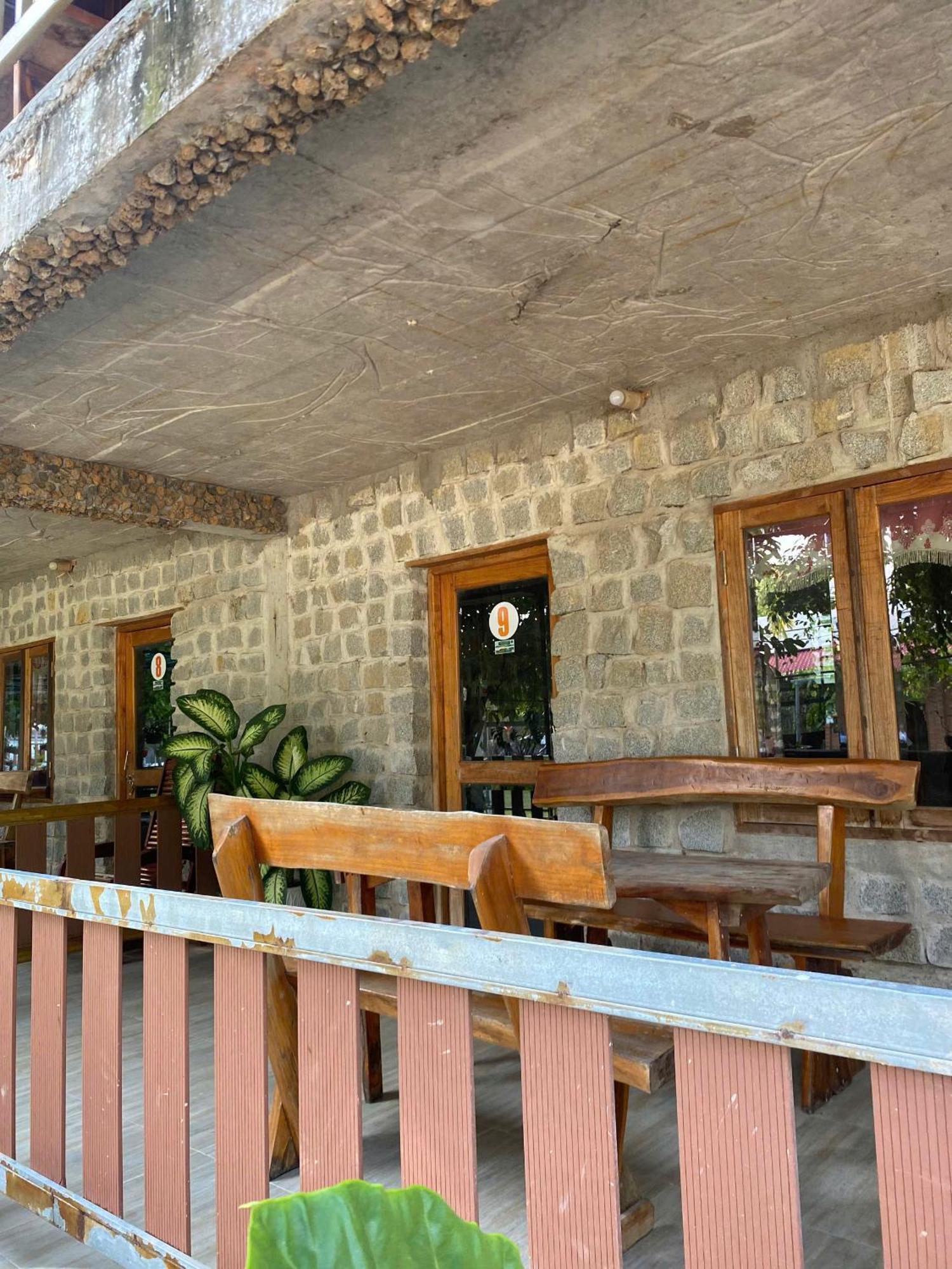 Lava Rock Viet Nam Lodge Anhfly Resort Nam Кат Тиен Екстериор снимка